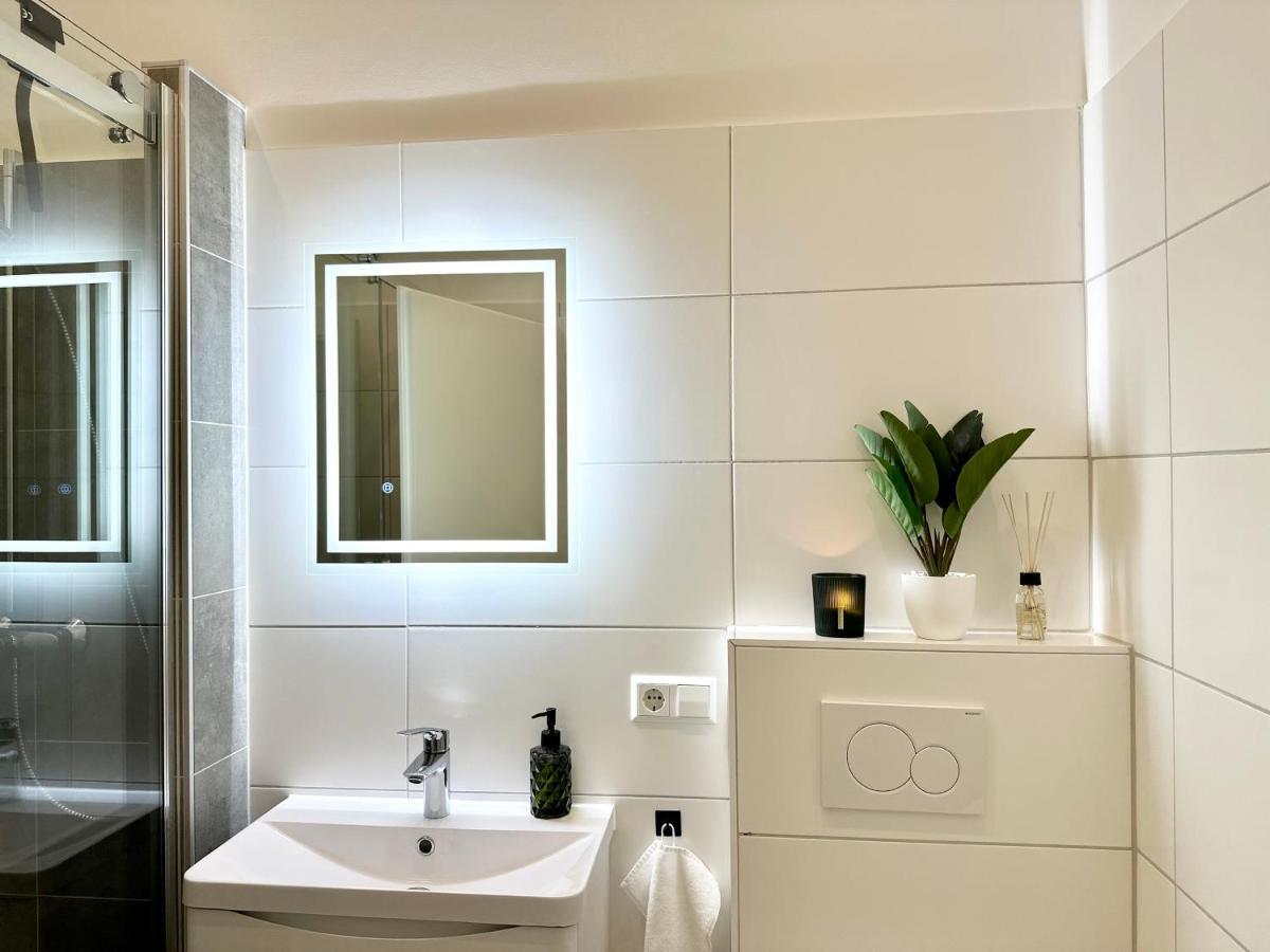Mystay: Zentral I Design I Prime I Gaeste Wc هايدلبرغ المظهر الخارجي الصورة